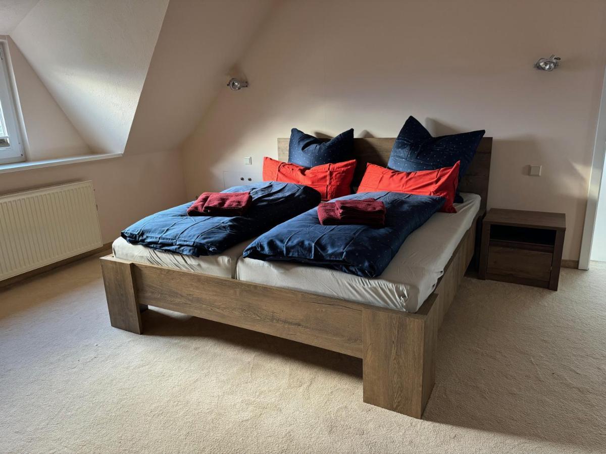 205 Qm "Traumtor" Mit Sauna, Whirlpool, Kamin Und 3 Terrassen Mit Blick In Die Boehmisch Saechsische Schweiz Dresda Exterior foto